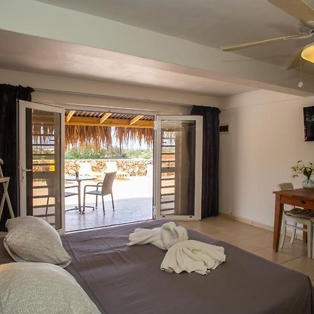 Hillside Resort Bonaire Кралендейк Экстерьер фото