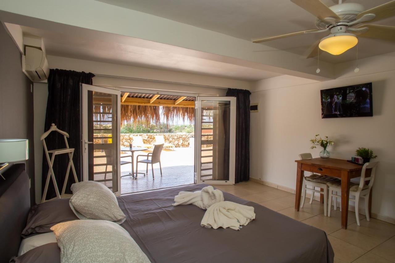 Hillside Resort Bonaire Кралендейк Экстерьер фото