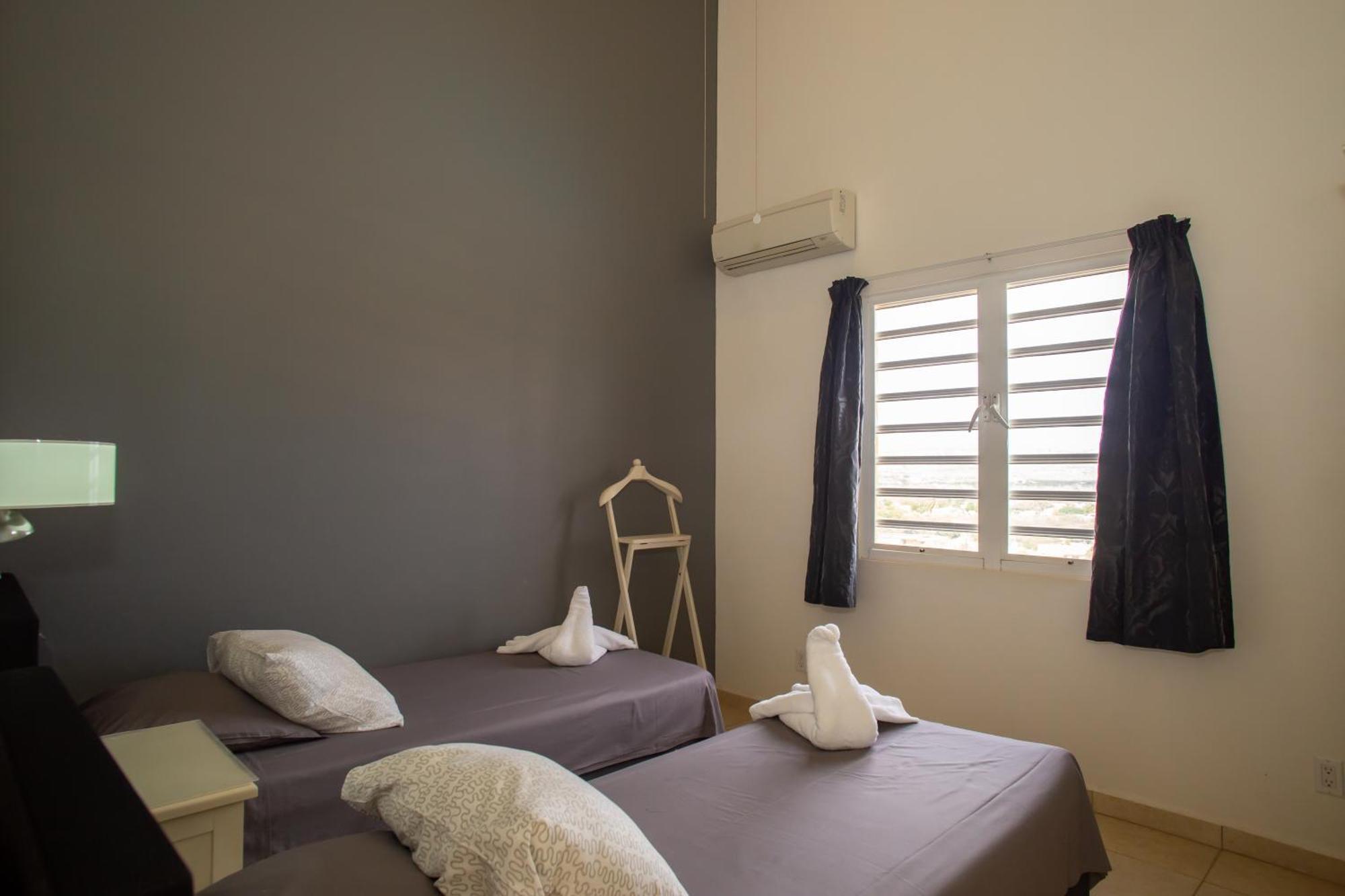 Hillside Resort Bonaire Кралендейк Экстерьер фото